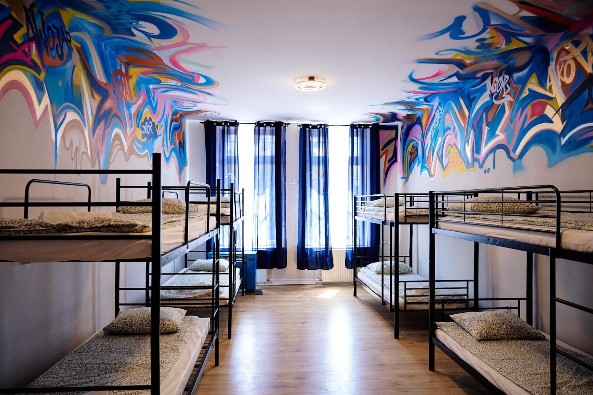 Hostel Graffiti Krasków Eksteriør bilde