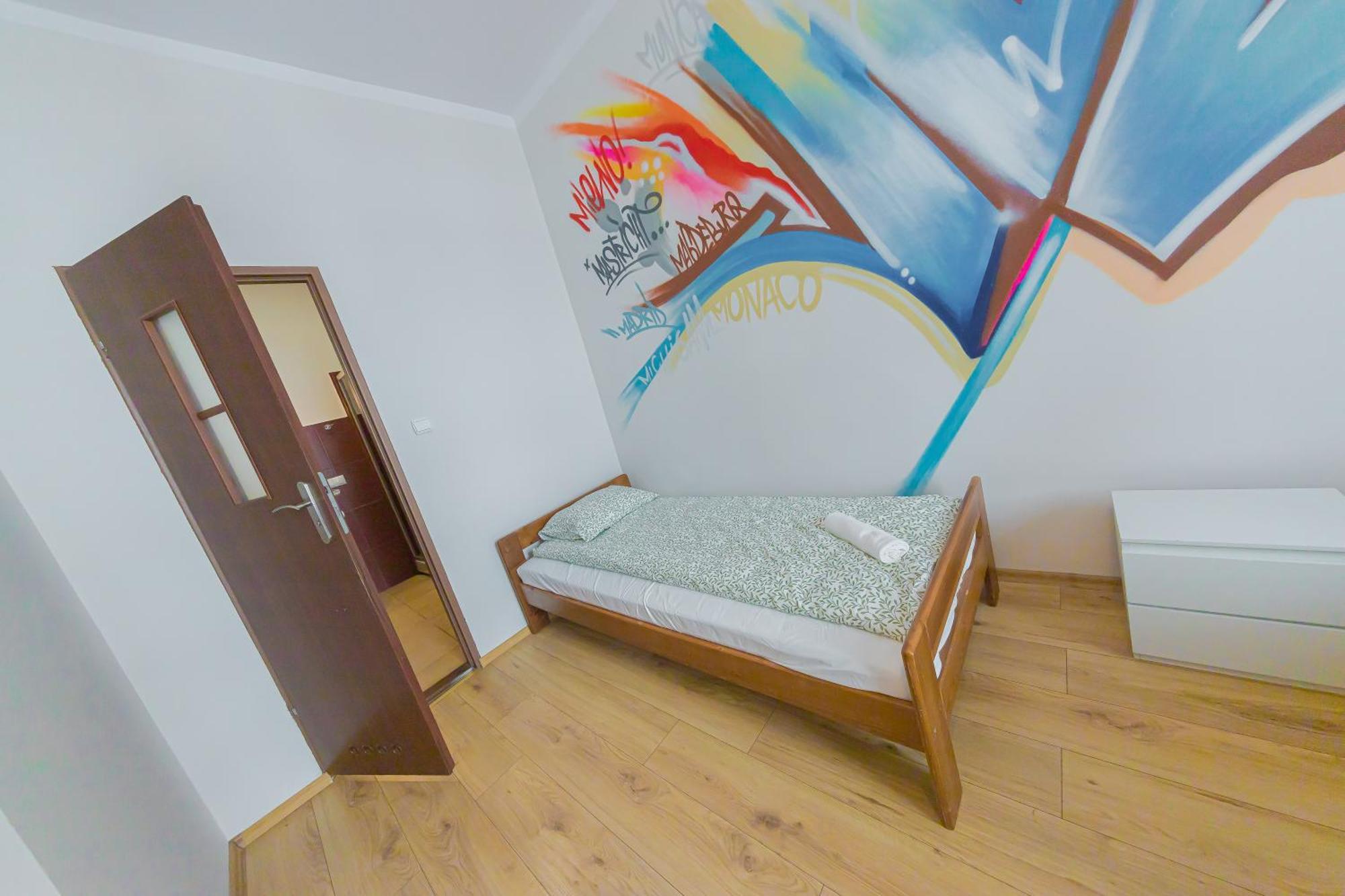Hostel Graffiti Krasków Eksteriør bilde